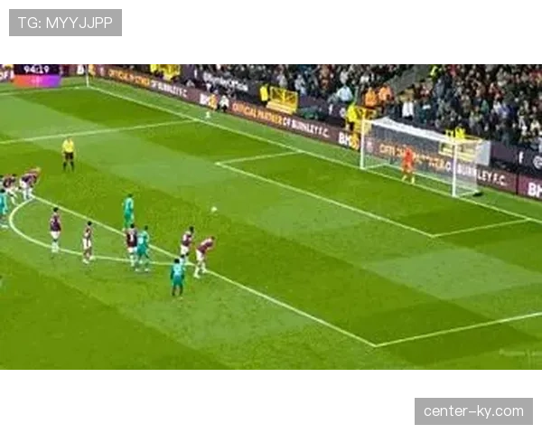 利物浦补时绝杀：定位球进攻的二次组织与落点控制